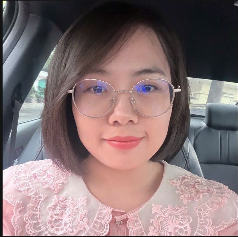 Chị Khuyên