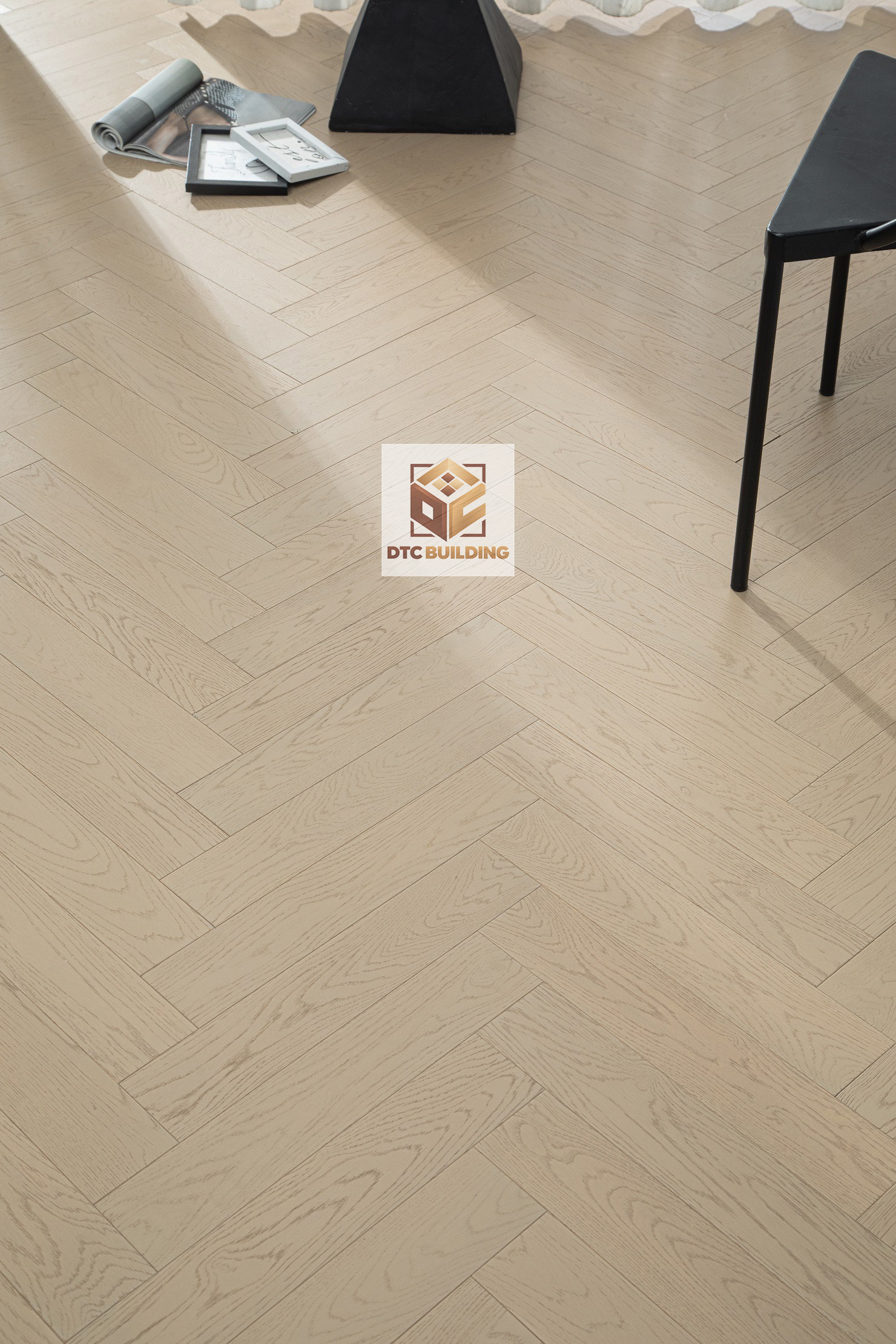 Sàn Herringbone HHC94